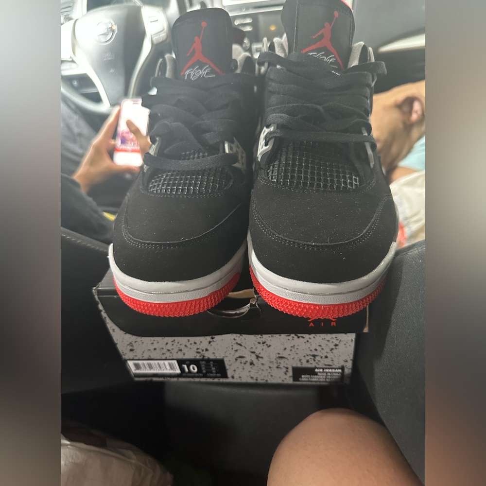 Jordan bred 4’s